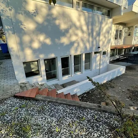 Cozy Centrally Located Apartment In Reykjavik Exterior photo